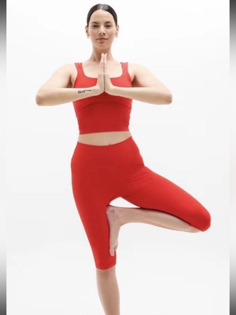 Athleta Transcend High Rise Rib Crop Legging Size M‎ Red